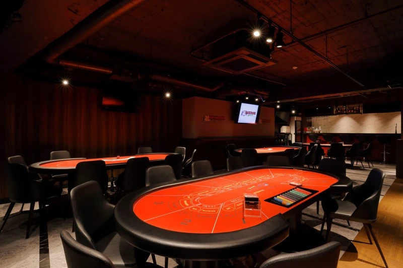 新橋 銀座バックドアはbar併設の完全無料フリーロールがあるアミューズメントカジノ